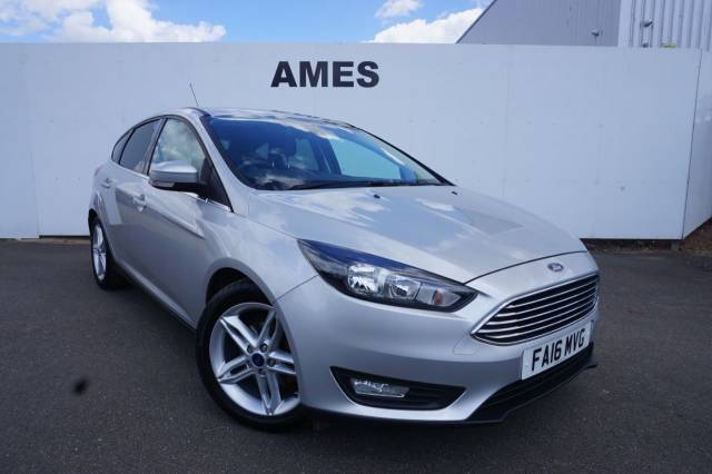 Ford Focus 1.0 EcoBoost 125 Zetec 5dr Hatchback Petrol Silver