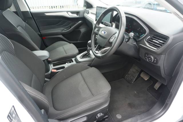 2022 Ford Focus 1.0 EcoBoost Hybrid mHEV Titanium 5dr Auto