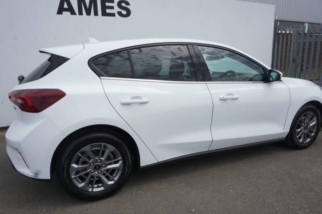 2022 Ford Focus 1.0 EcoBoost Hybrid mHEV Titanium 5dr Auto