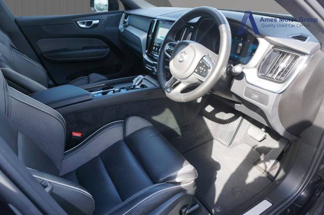 2025 Volvo XC60 2.0 B5P Plus Black Edition 5dr AWD Geartronic